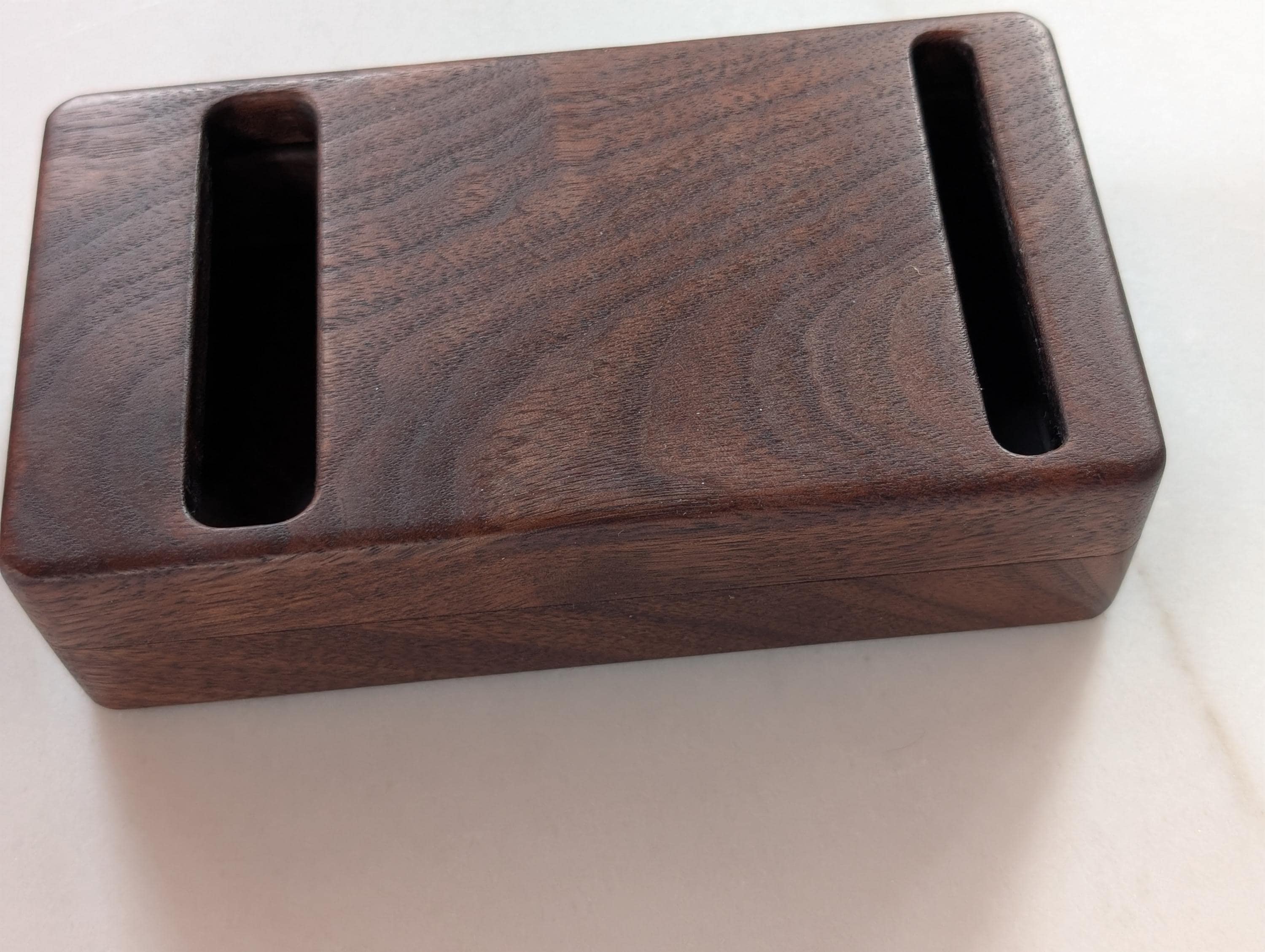 Single bidding box, card slots